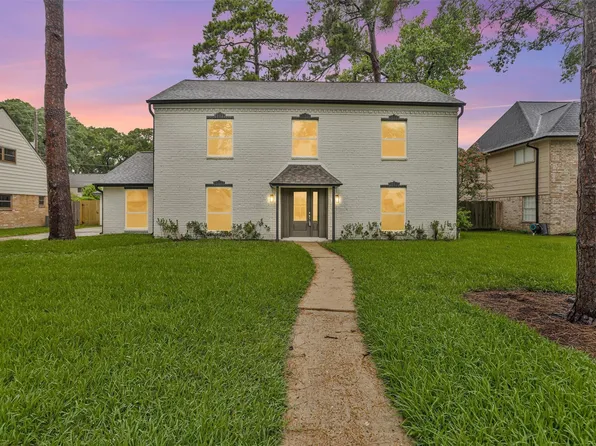 5306 Green Springs Dr, Houston, TX 77066