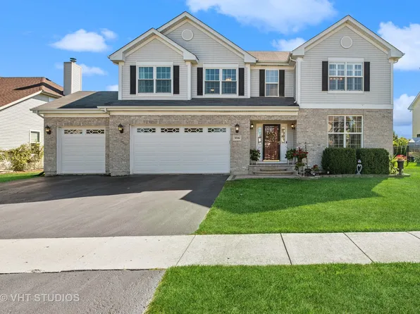 37061 N Bonnie Brae Rd, Lake Villa, IL 60046