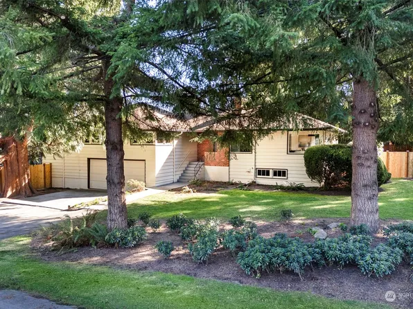 3203 NE 88th Street, Seattle, WA 98115