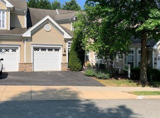 51 Dresner Cir, Upper Chichester, PA 19061