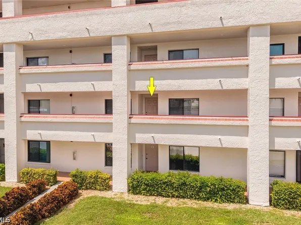 1781 Pebble Beach Dr APT 211, Fort Myers, FL 33907