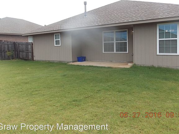 2nd image of 909 Cimarron Creek Dr