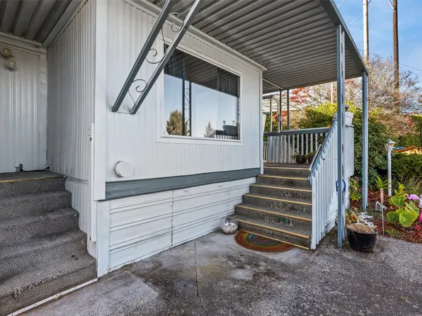 21429 44th Avenue W #1, Mountlake Terrace, WA 98043