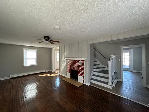 6 Harry Dr #1 Photo 1