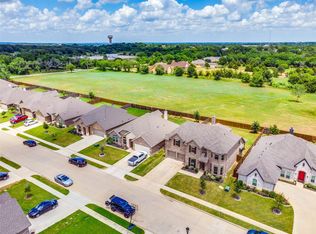 120 Independence Dr, Joshua, TX 76058