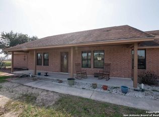 360 County Road 7711, Devine, TX 78016