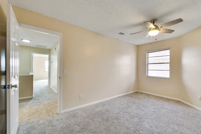 1475 Lake Mango Way — Photo 15