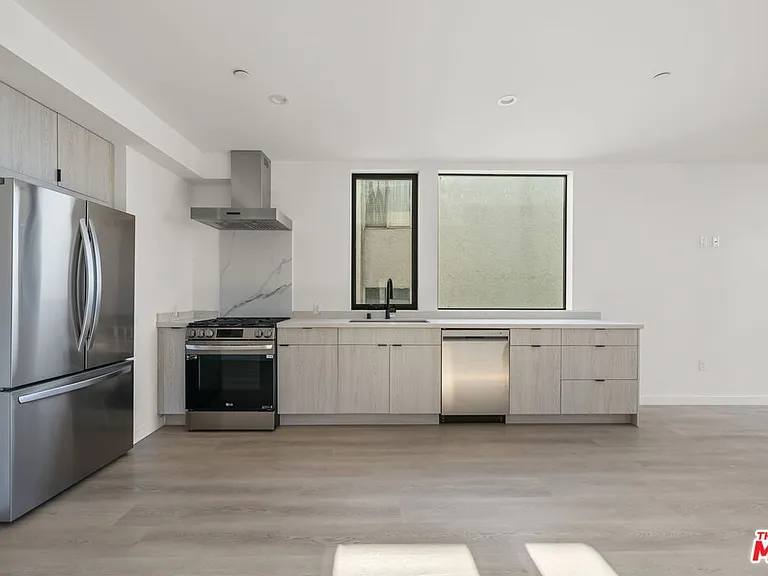 3755 S Canfield Ave #202 — Photo 3
