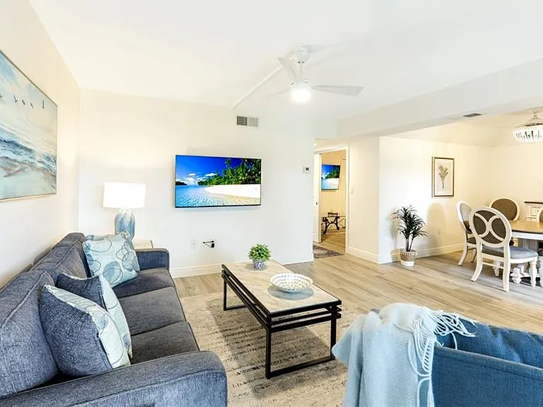 3200 Gulf Shore Blvd N #112 — Photo 7