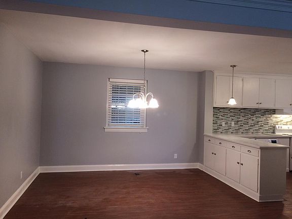 3rd image of 3869 Peakland Pl
