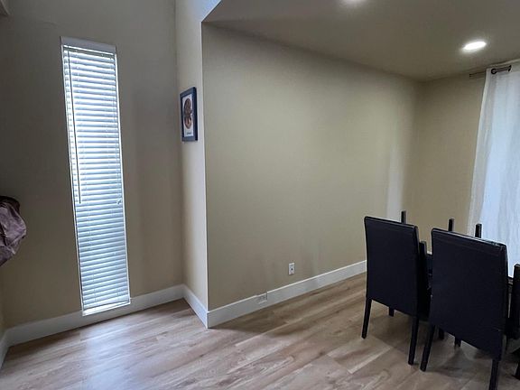 3rd image of 649 Woodside Sierra Unit 6