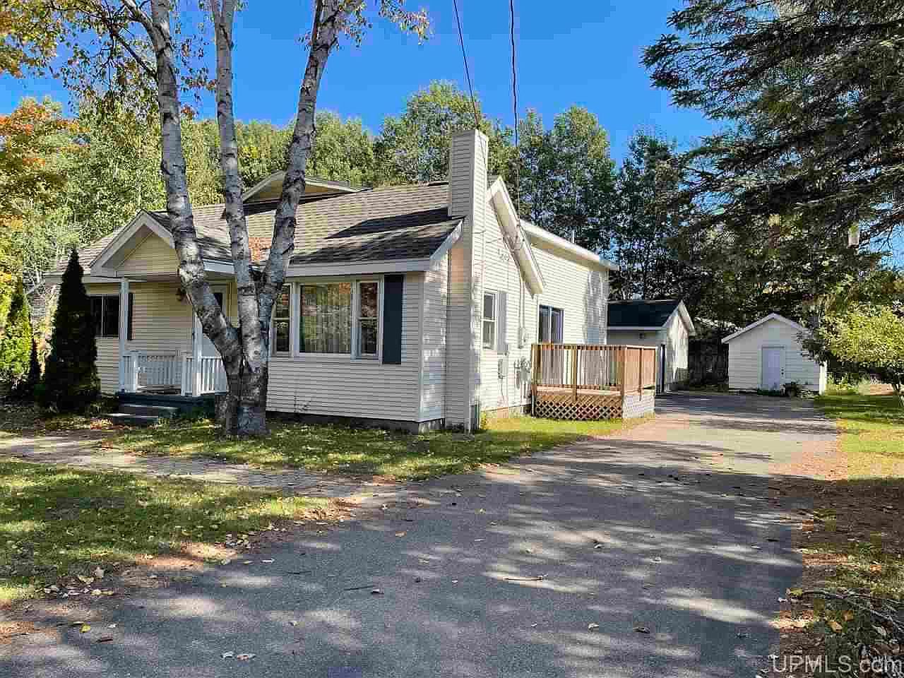 816 Silver Creek Rd, Marquette, MI 49855 Zillow