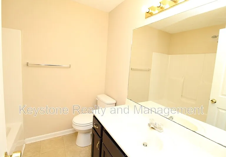 119 Hickory Trce #4 — Photo 6
