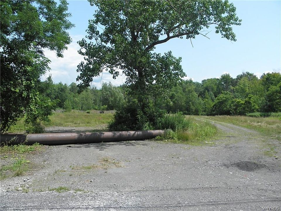 2nd image of VL Bay View Rd