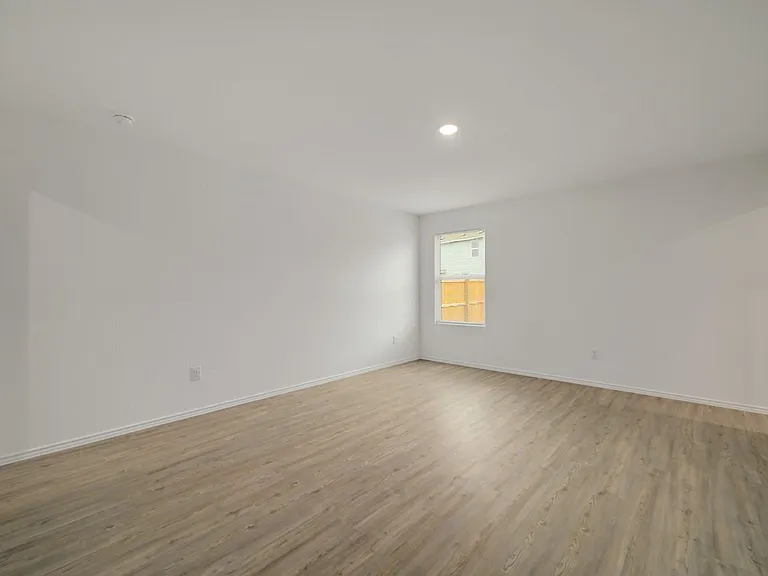 318 Filibusters Trl — Photo 10
