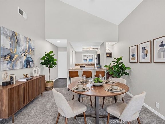 3rd image of 3069 Brea Blvd #10