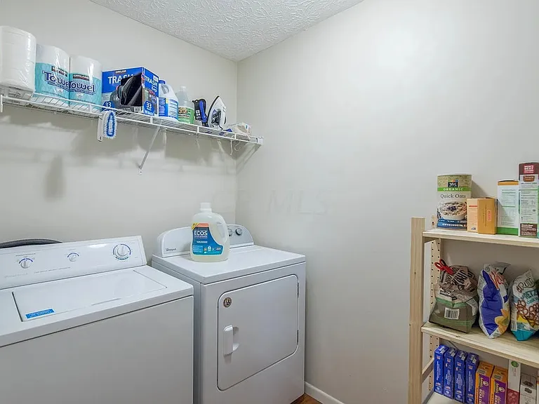 6887 Running Deer Pl — Photo 43