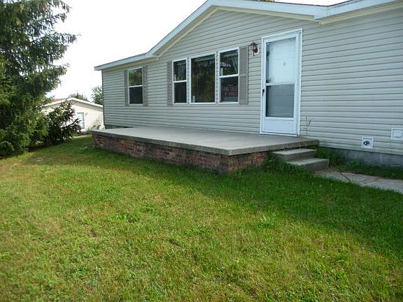 3rd image of 2220 Bart Street