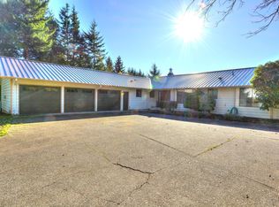 3220 N Bayview Rd, Waldport, OR 97394
