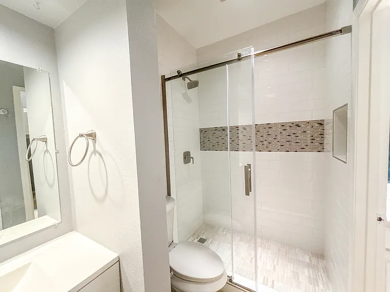 7 Chapel Hill Cir #7 — Photo 14