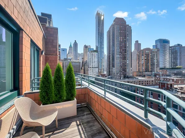 333 Rector Place image 9 of 25