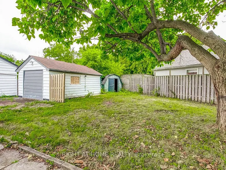 63 Kinsey St — Photo 25