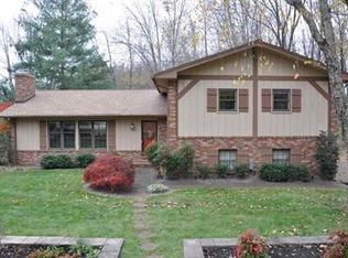 8217 Berry Dr, Evansville, IN