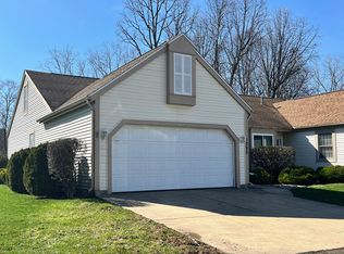 1290 Missions East Dr, Niles, MI 49120