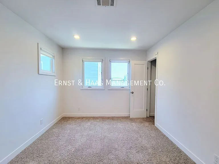 2227 Camden Ave — Photo 31