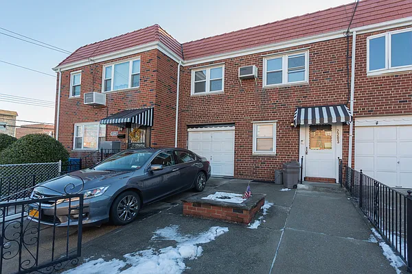 Rented by Compass | media 12