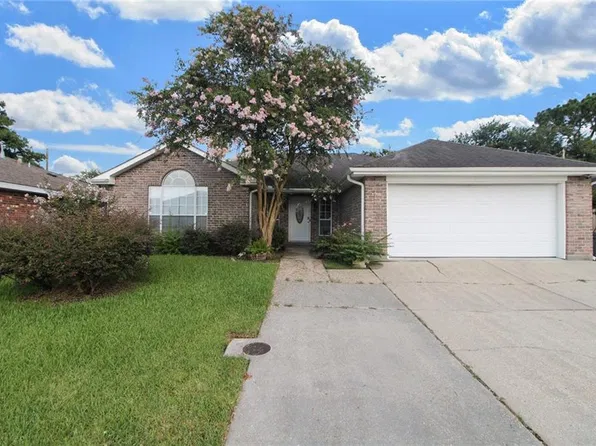 345 Sugarpine Dr, Gretna, LA 70056