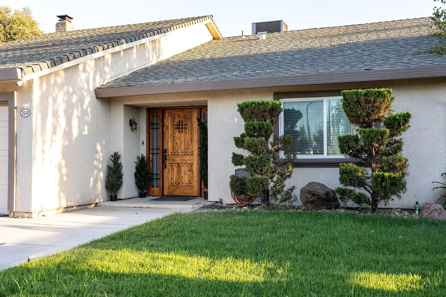 3240 Explorer Dr photo 1