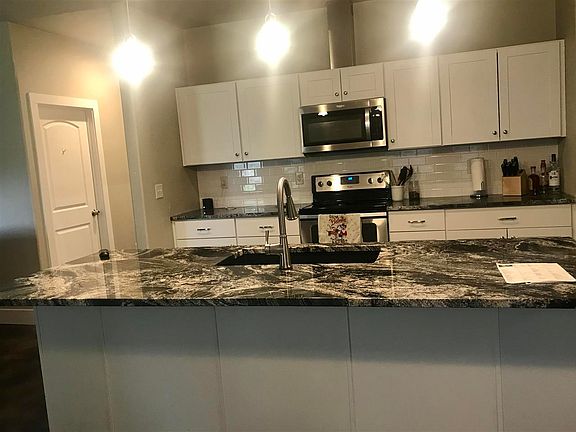 3rd image of 776 Elkhorn