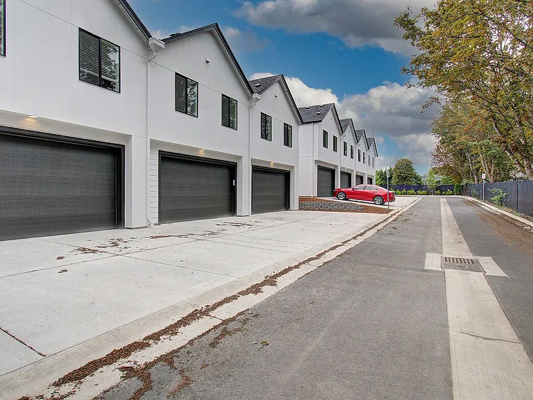 12029 SE 5th St — Photo 24