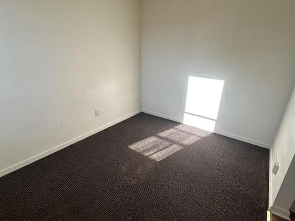 709-711 Oswego St APT 5