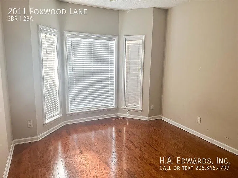 2011 Foxwood Lane — Photo 4
