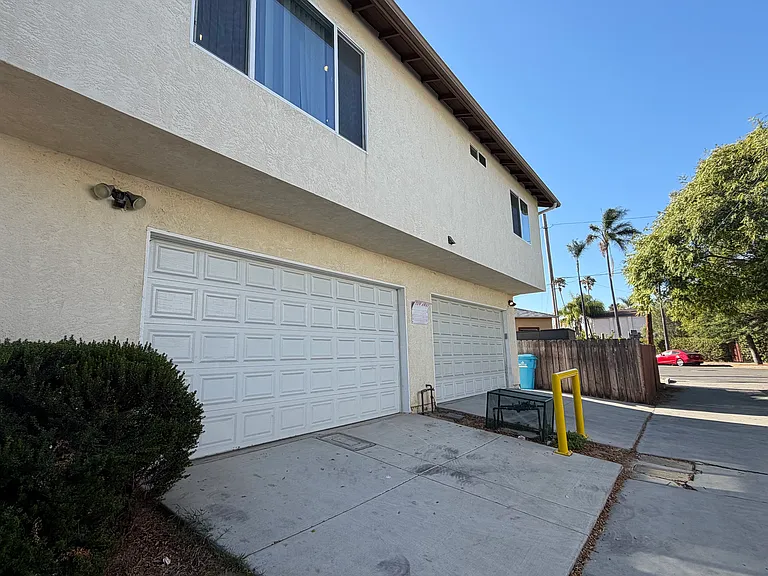 4565 Cherokee Ave #B — Photo 3