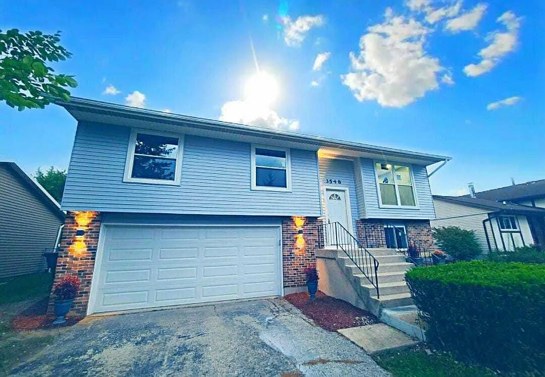 3548 Marseilles Ln photo 1