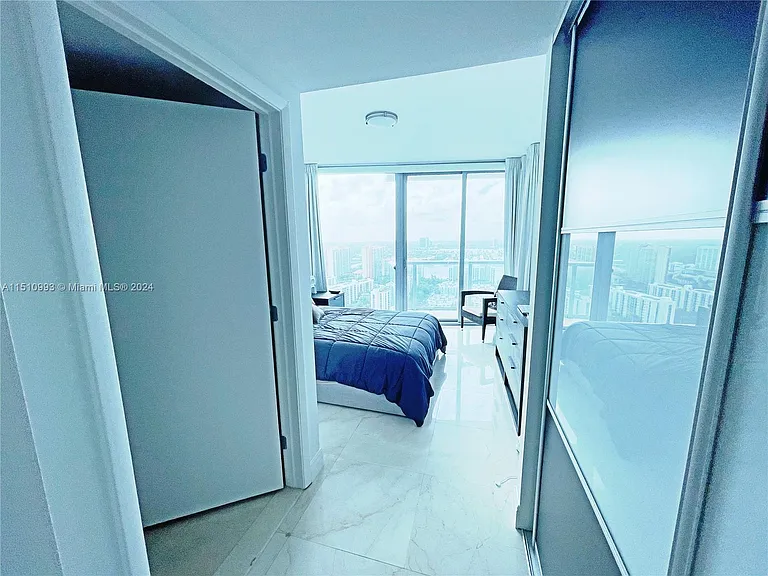 17001 Collins Ave #3008 — Photo 38