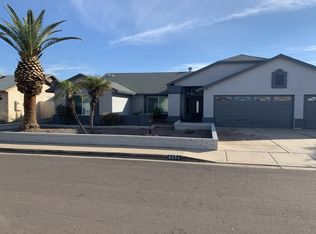 8833 W Keim Dr, Glendale, AZ 85305