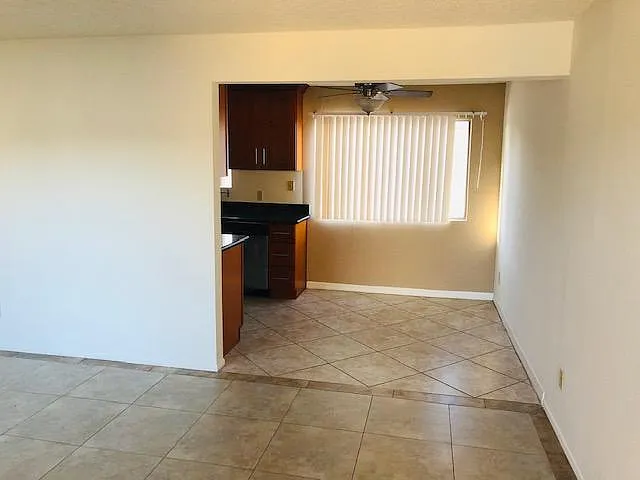 2 bed, 900 sqft, $2,395 — Photo 2