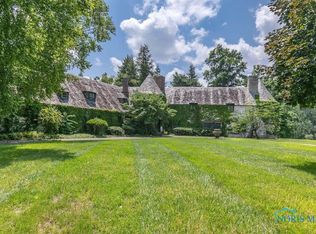 2561 Olde Brookside Rd, Toledo, OH 43615