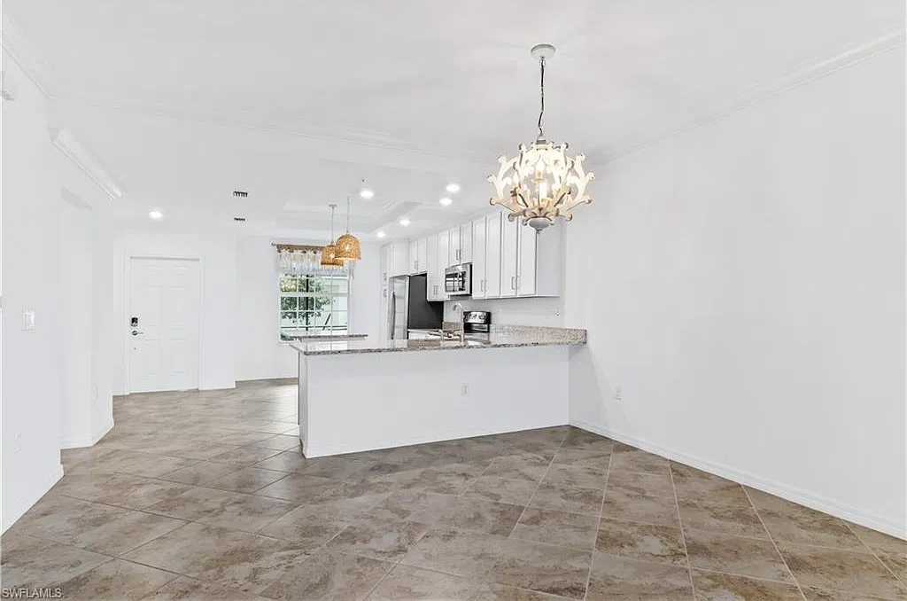 2 bed, 2.0 bath, 1569 sqft, $2,400 — Photo 4