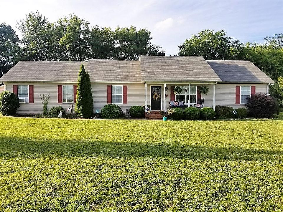 1st image of 130 Conquest Ct