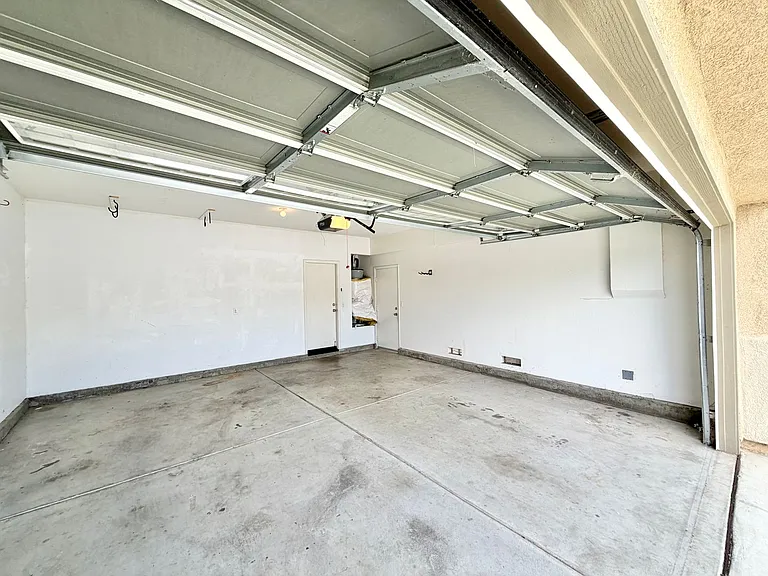 36367 Sicily Ln — Photo 50