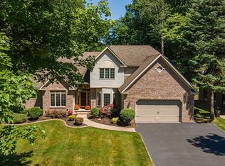 93 Brandywine Dr, Buffalo, NY 14221
