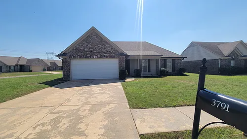 3791 Rasco Hills Dr Photo 1