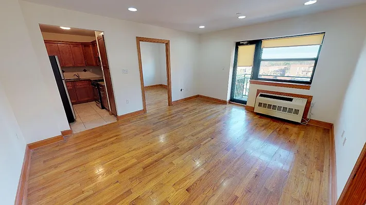 Rented by Metro Garden Realty NYC | media 31