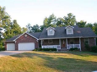 370 Bluff Rd, Marshfield, MO 65706