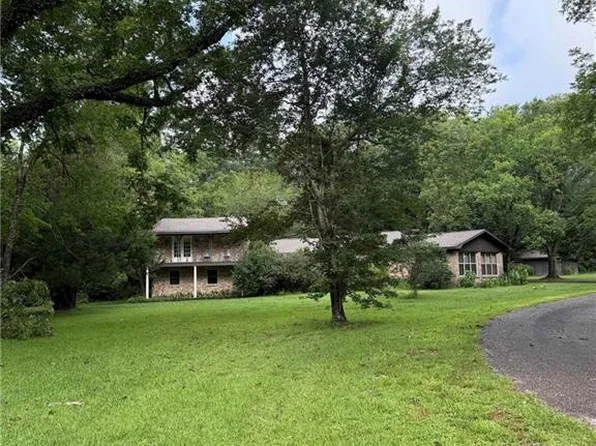 8624 Morphy Ave, Fairhope, AL 36532